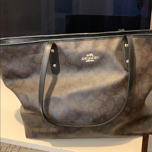 coach oversized tote